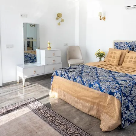 Om, 4 Bdr Stylish Kalkan Private Pool * Κας