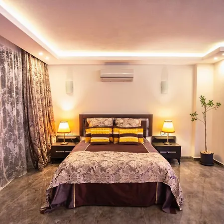 Om, 4 Bdr Stylish Kalkan Private Pool Βίλα *