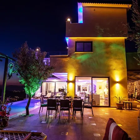 וילה Om, 4 Bdr Stylish Kalkan Private Pool