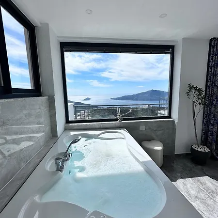 Om, 4 Bdr Stylish Kalkan Private Pool * קס